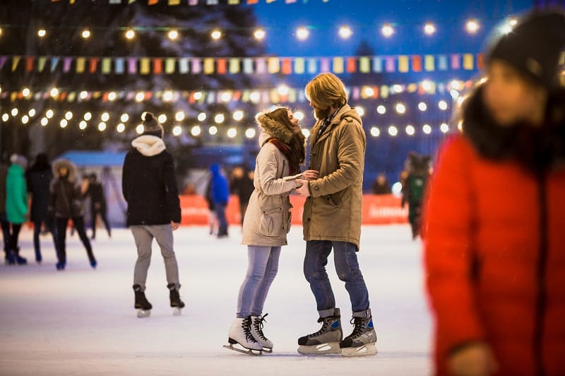 ice-skating-date-ideas.jpg