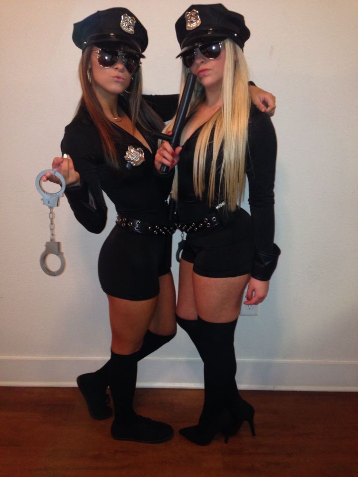 police-officer-college-halloween.jpg